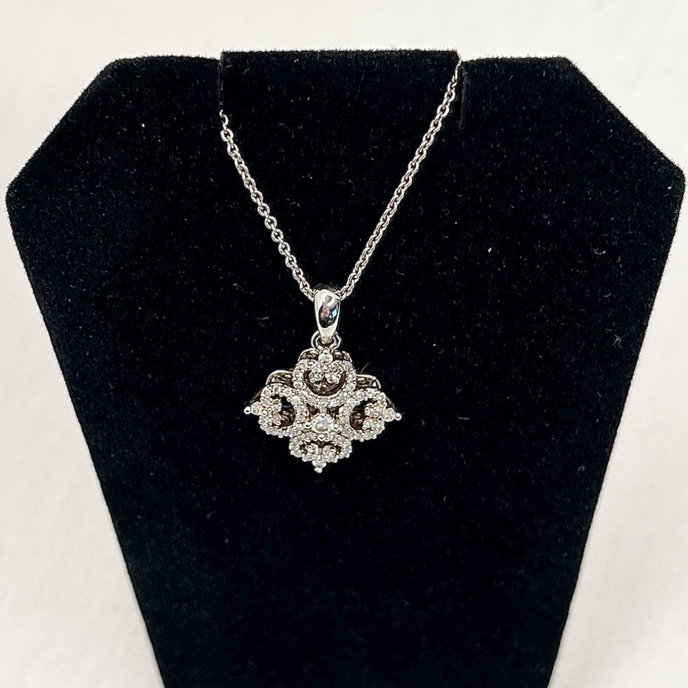 Sterling Silver Diamond Pendant Necklace (1/3 ct. tw.) - Picture 11 of 16